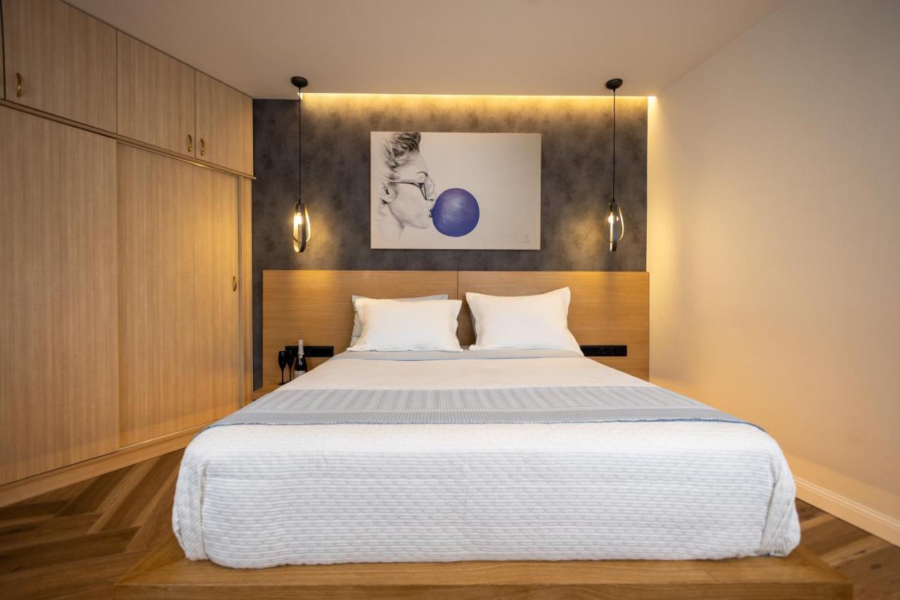 Triple A - Prime Location - Between Monastiraki & Syntagma Square-Free Parking! Афіни Екстер'єр фото